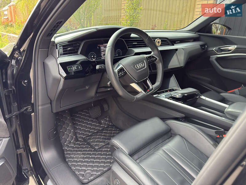 Внедорожник / Кроссовер Audi e-tron 2020 в Одессе