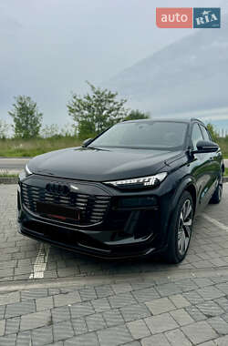 Позашляховик / Кросовер Audi e-tron 2024 в Львові