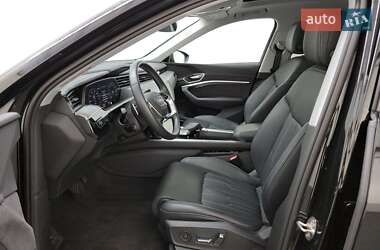 Внедорожник / Кроссовер Audi e-tron 2020 в 