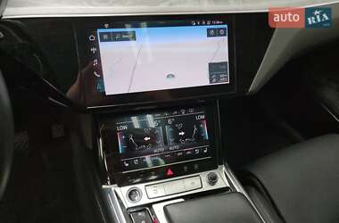 Внедорожник / Кроссовер Audi e-tron 2020 в 