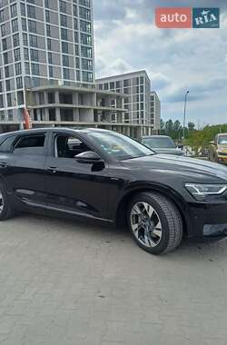 Внедорожник / Кроссовер Audi e-tron 2019 в 