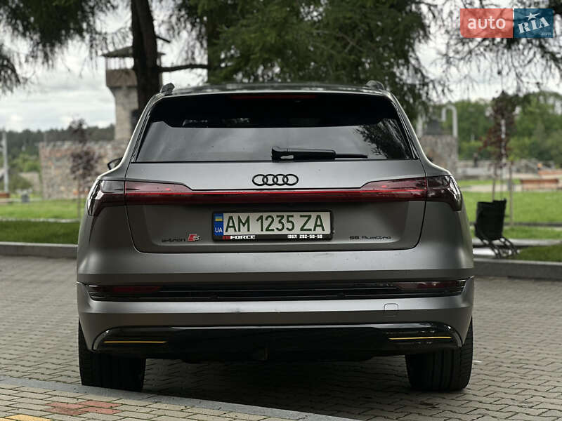 Внедорожник / Кроссовер Audi e-tron 2019 в Звягеле