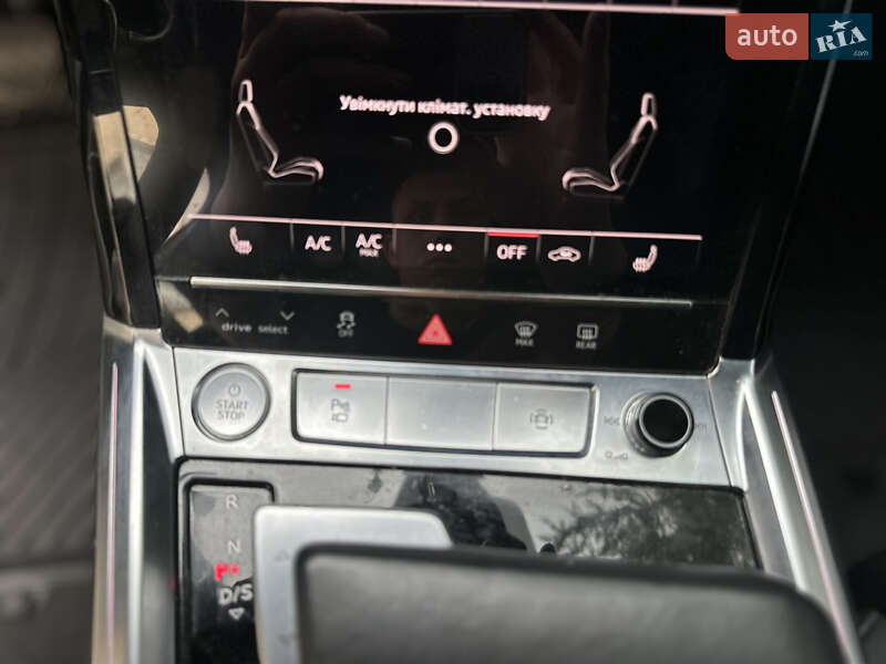 Внедорожник / Кроссовер Audi e-tron 2019 в Звягеле