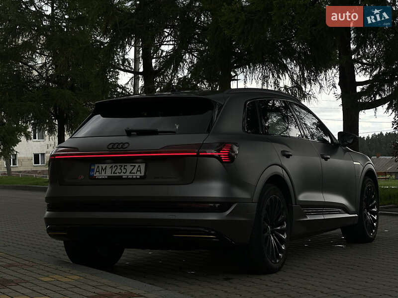 Внедорожник / Кроссовер Audi e-tron 2019 в Звягеле