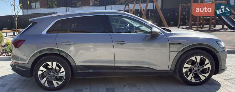 Позашляховик / Кросовер Audi e-tron 2020 в Тернополі