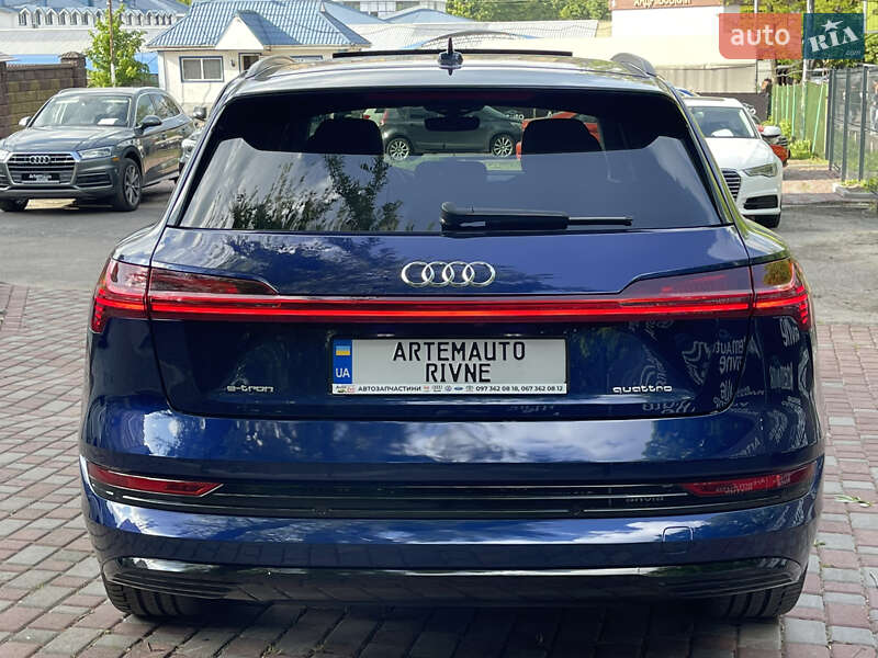 Внедорожник / Кроссовер Audi e-tron 2021 в Ровно