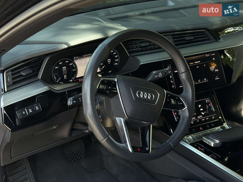 Внедорожник / Кроссовер Audi e-tron 2019 в Дрогобыче фото 25 Внедорожник / Кроссовер Audi e-tron 2019 в Дрогобыче