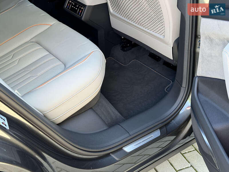 Внедорожник / Кроссовер Audi e-tron 2021 в Киеве фото 84 Внедорожник / Кроссовер Audi e-tron 2021 в Киеве