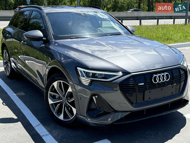Внедорожник / Кроссовер Audi e-tron 2021 в Киеве фото 146 Внедорожник / Кроссовер Audi e-tron 2021 в Киеве