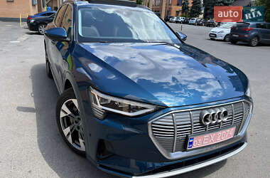Внедорожник / Кроссовер Audi e-tron 2020 в 