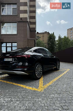 Внедорожник / Кроссовер Audi e-tron 2020 в 