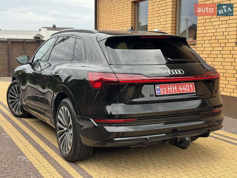 Внедорожник / Кроссовер Audi e-tron 2022 в Луцке