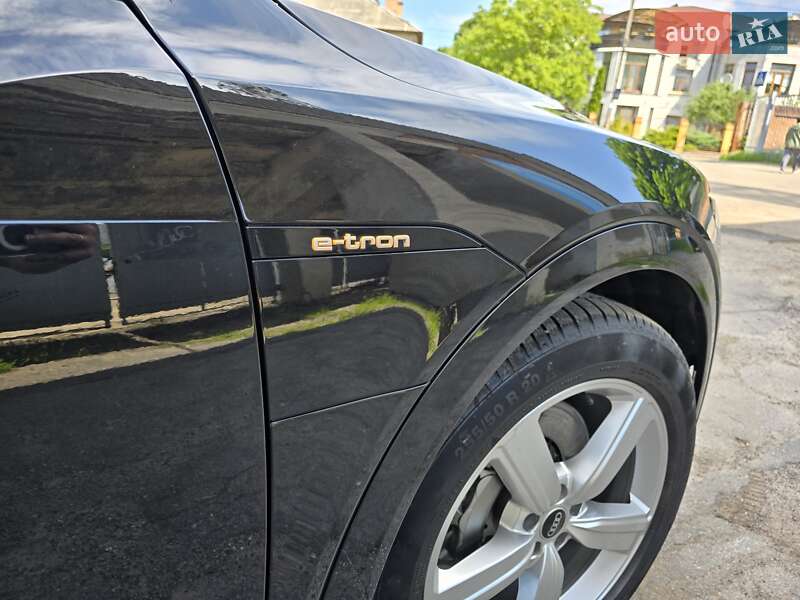 Внедорожник / Кроссовер Audi e-tron 2020 в Виннице