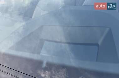 Внедорожник / Кроссовер Audi e-tron 2022 в 