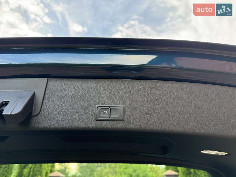 Внедорожник / Кроссовер Audi e-tron 2022 в Киеве