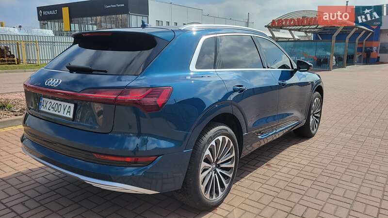 Внедорожник / Кроссовер Audi e-tron 2019 в Полтаве