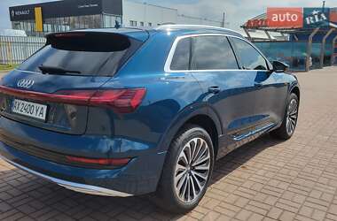 Внедорожник / Кроссовер Audi e-tron 2019 в 