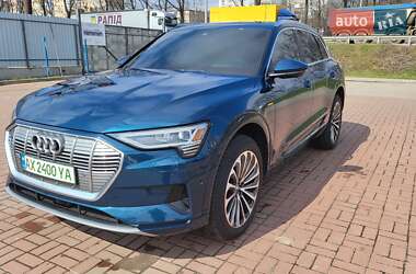 Внедорожник / Кроссовер Audi e-tron 2019 в 