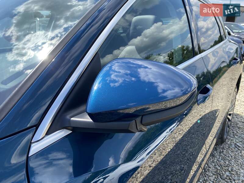 Внедорожник / Кроссовер Audi e-tron 2019 в Львове