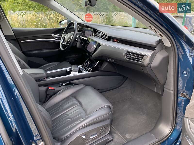 Внедорожник / Кроссовер Audi e-tron 2019 в Львове