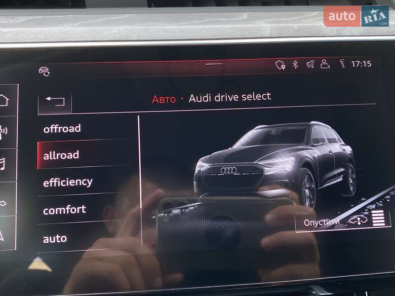 Внедорожник / Кроссовер Audi e-tron 2019 в Львове