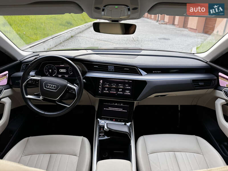 Внедорожник / Кроссовер Audi e-tron 2020 в Львове