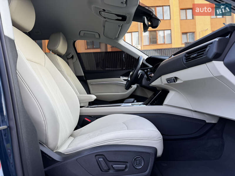 Внедорожник / Кроссовер Audi e-tron 2020 в Львове