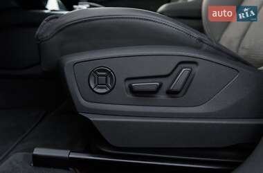Внедорожник / Кроссовер Audi e-tron 2021 в 