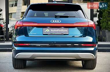 Внедорожник / Кроссовер Audi e-tron 2019 в 
