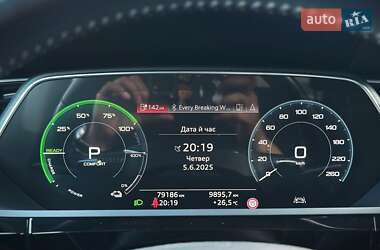 Внедорожник / Кроссовер Audi e-tron 2019 в 