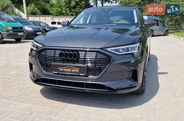 Внедорожник / Кроссовер Audi e-tron 2020 в 