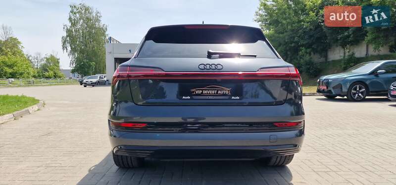 Внедорожник / Кроссовер Audi e-tron 2019 в Тернополе