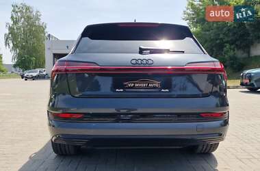 Внедорожник / Кроссовер Audi e-tron 2020 в 