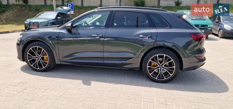 Внедорожник / Кроссовер Audi e-tron 2019 в Тернополе