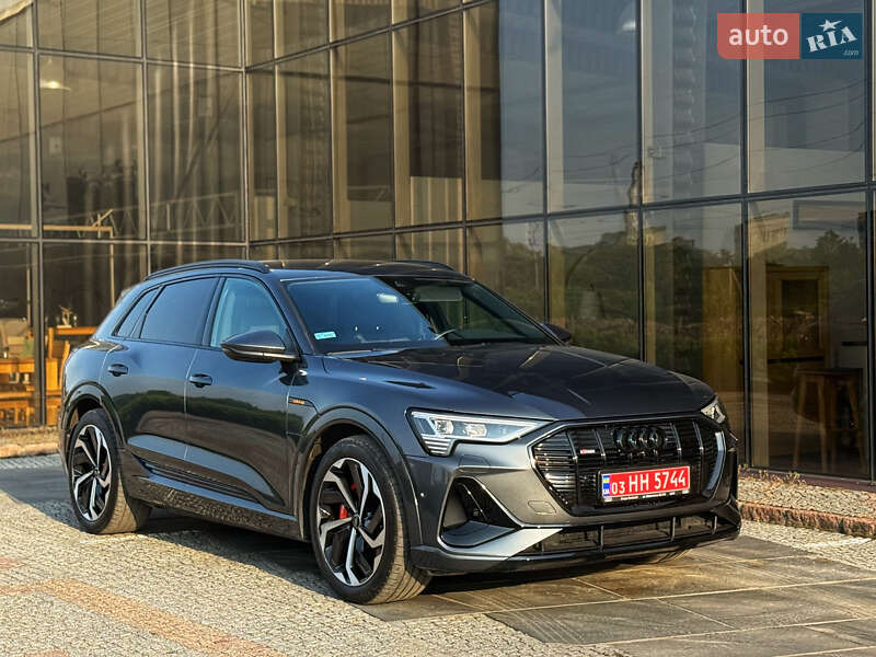 Внедорожник / Кроссовер Audi e-tron 2023 в Мукачево