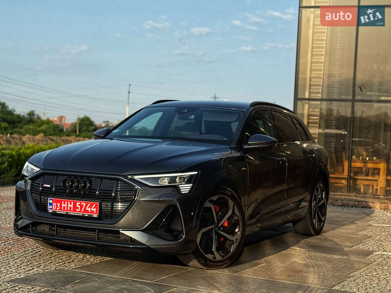 Внедорожник / Кроссовер Audi e-tron 2023 в Мукачево
