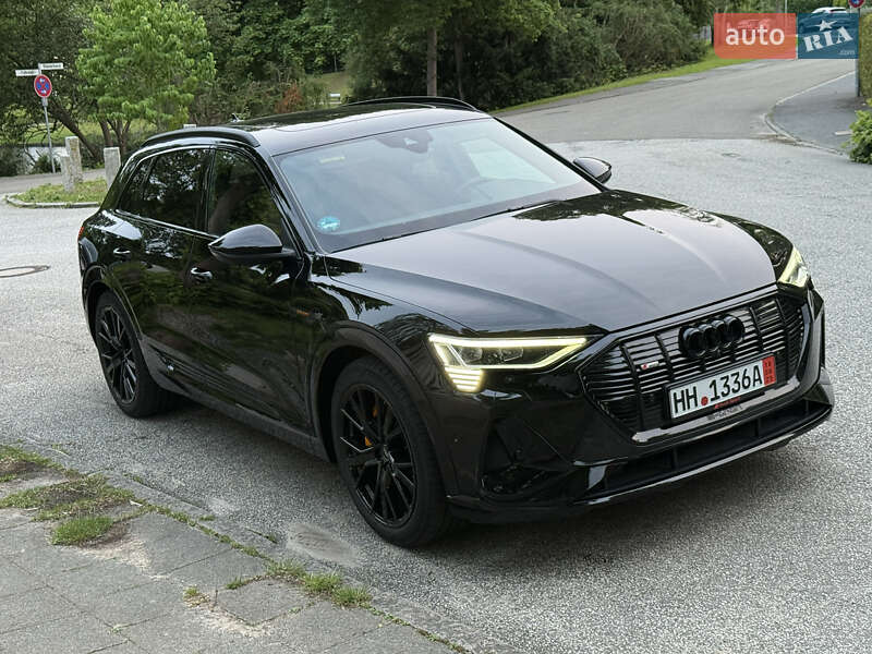 Внедорожник / Кроссовер Audi e-tron 2023 в Львове