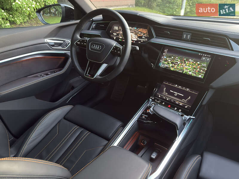 Внедорожник / Кроссовер Audi e-tron 2023 в Львове
