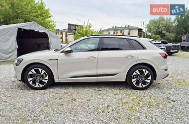 Внедорожник / Кроссовер Audi e-tron 2020 в 