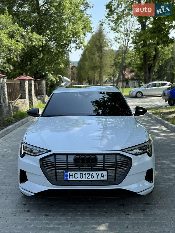 Позашляховик / Кросовер Audi e-tron 2019 в Львові