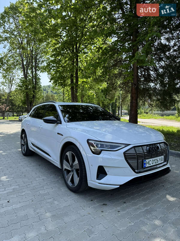 Позашляховик / Кросовер Audi e-tron 2019 в Львові