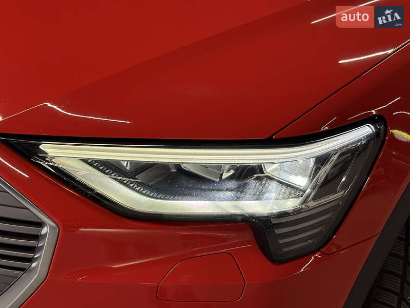 Внедорожник / Кроссовер Audi e-tron 2020 в Владимире