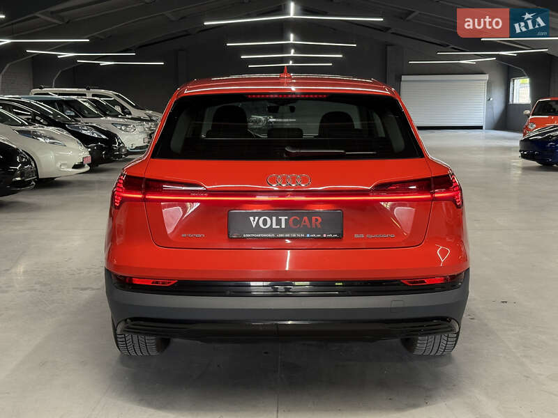 Внедорожник / Кроссовер Audi e-tron 2020 в Владимире