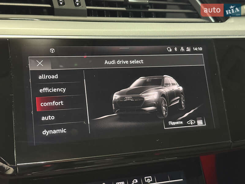 Внедорожник / Кроссовер Audi e-tron 2020 в Владимире