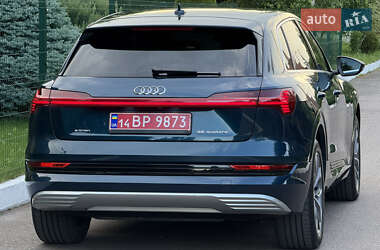 Внедорожник / Кроссовер Audi e-tron 2021 в 