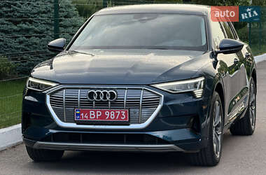 Внедорожник / Кроссовер Audi e-tron 2021 в 