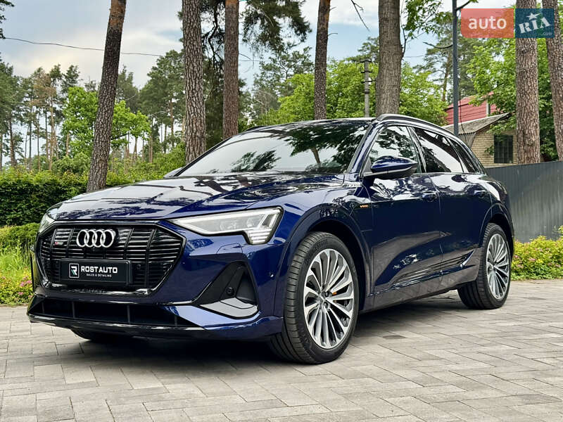 Внедорожник / Кроссовер Audi e-tron 2020 в Киеве