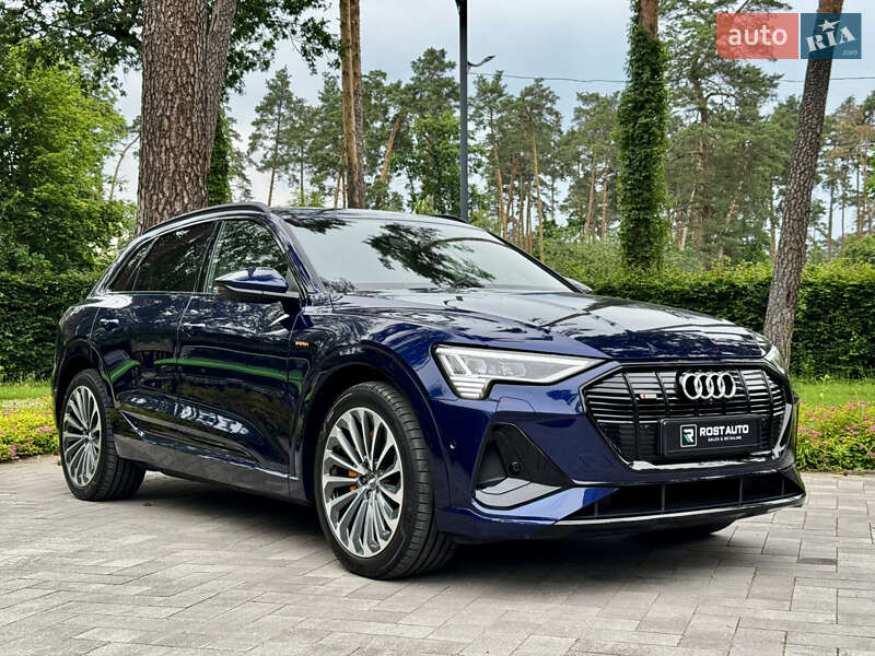 Внедорожник / Кроссовер Audi e-tron 2020 в Киеве