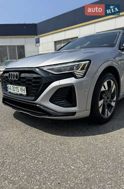 Внедорожник / Кроссовер Audi e-tron 2020 в 