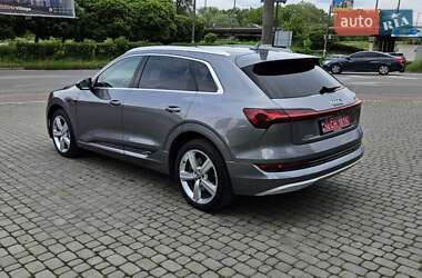 Внедорожник / Кроссовер Audi e-tron 2019 в 